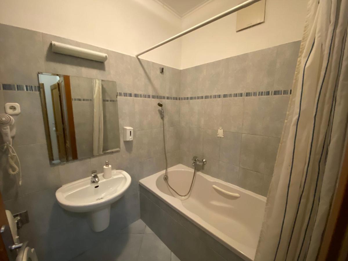 Gozsdu Apartment - Eszterhaz Budapest Exterior photo